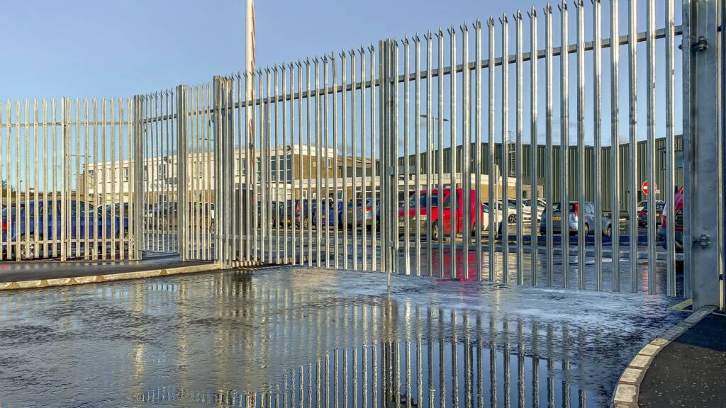 PALISADE GATES lowres